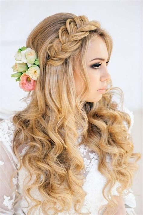les 15 plus belles coiffures de mariée sur cheveux lâchés coiffure mariage cheveux long