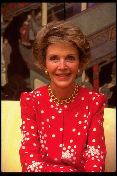 Nancy Reagan Pictures And Photos Getty Images Nancy Reagan Fashion Nancy Reagan Fashion