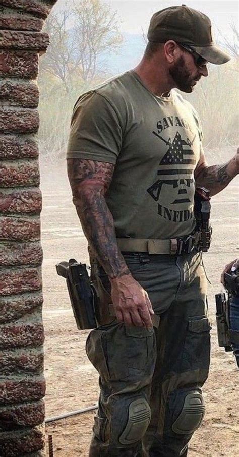 Pin By Mateton 3 On Carn Uniformada ⚔ Military Muscle Men Hot Army