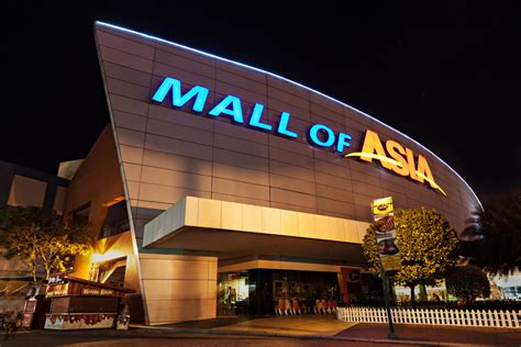 The sm mall of asia arena accommodates an average of 2,500 people a day for swabbing in partnership with the pnp, bcda and various lgus. Manila Shopping Adventures - OROGOLD Store Locator