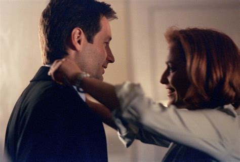 Mulder And Scully Photo Mulder And Scully X Files Mulder Scully Mulder
