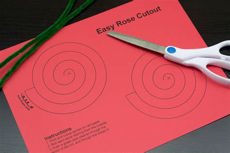 I made 2 types of the rosebud. Super Easy Valentine's Paper Rose Cutout