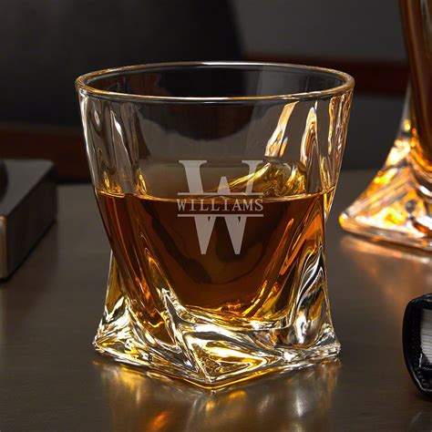 Oakmont Engraved Unique Whiskey Glass In 2020 Whiskey Ts Glass Whiskey