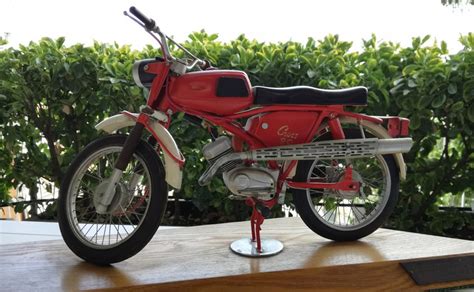 Modello Di Jawa Cross 90 Fatto A Mano Classic Drive Art