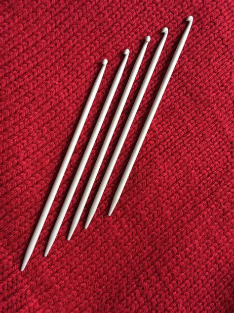 Weaving in ends, the good and the bad. Knitting Needles with Hooks at the End Traditional | Etsy ...