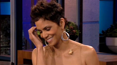 Video Jay Leno Gets Flirty With Halle Berry