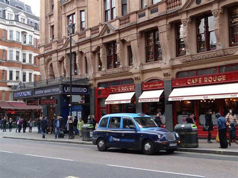 The area also includes chinatown, piccadilly circus and trafalgar square. 35m - Yet another entrance to Leicester Square | This ...