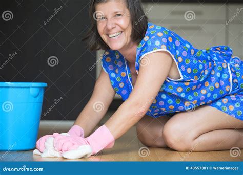 Woman Scrubbing The Floor Stock Image Image Of Housemaid