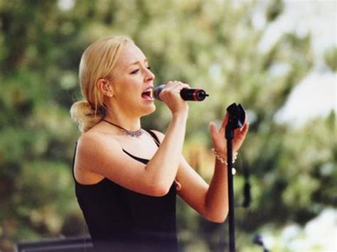 Mindy Mccready Who Played Saginaw S Kcq Country Music Fest Remembered