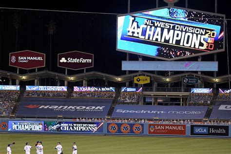 Los angeles security guard throws punches at fighting. World Series odds 2020: Full list of odds for the 16 teams ...