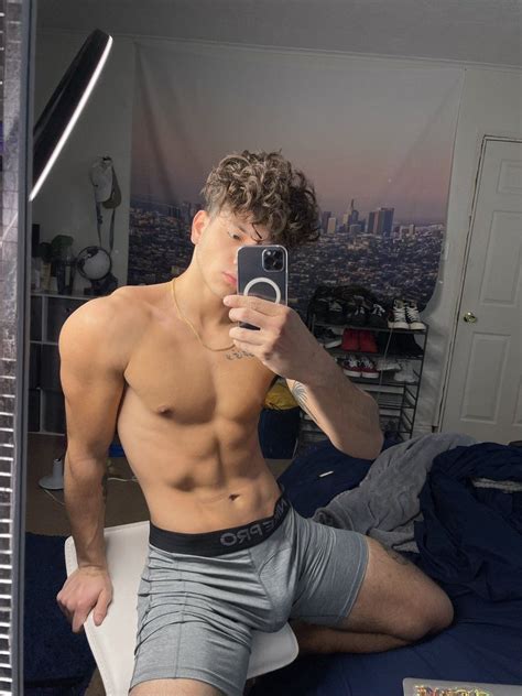 Youtubers That Have Onlyfans Try Now Onlyfans Sites Jim Tay