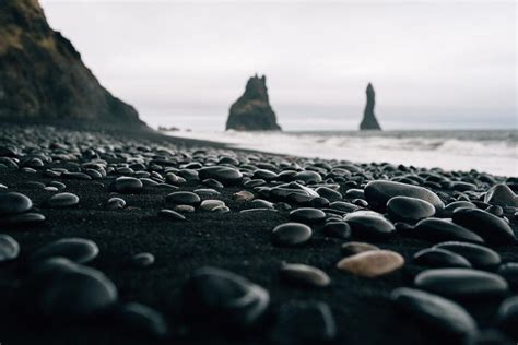 The Magic Of Black Sand Beaches In Iceland Al Bawaba