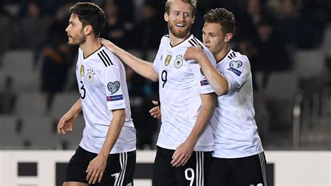 Mazedonien besiegte liechtenstein am zweiten spieltag der. WM-Qualifikation: Deutschland besiegt Aserbaidschan - DER ...
