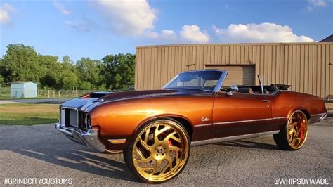 Whips By Wade Boosted Ls Cutlass Brownhornet On 26 Gold Forgiato