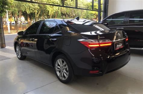 Although the 2019 corolla hatchback is new, the corolla sedan will likely receive minimal changes the corolla is toyota's compact sedan and hatchback. Toyota Corolla Preto Flex 2019 Usado - Interior Carro
