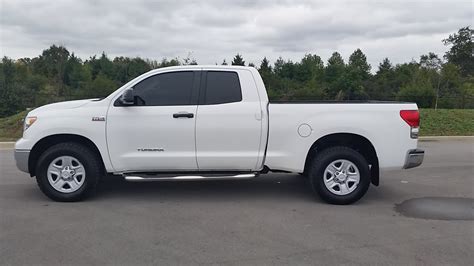The second generation and first carrying the tundra badge,. SOLD.2009 TOYOTA TUNDRA DOUBLE CAB 4X4 42K 1 OWNER WHITE 5 ...