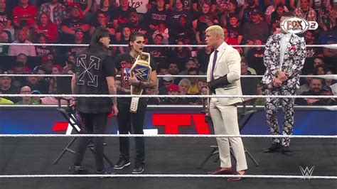Dominik Mysterio Ataca A Cody Rhodes En Miz Tv Wwe Raw En