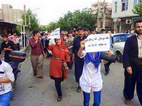 1000اشرف مي سازيم ایران فریناز خسروانی زنان سنندج در حمایت از قیام