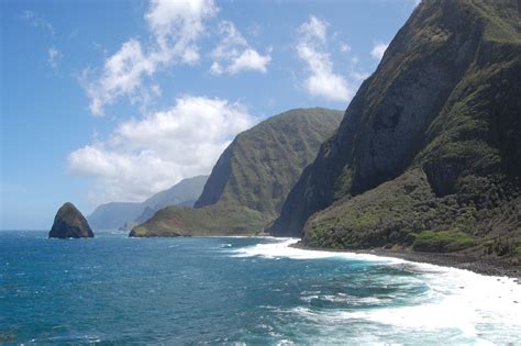 Kalaupapa Cliffs Hawaii Us These Cliffs Face The Pacific Ocean And