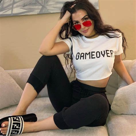 60 Hot Pictures Of Sssniperwolf Will Expedite An Enormous Smile On Your Face The Viraler