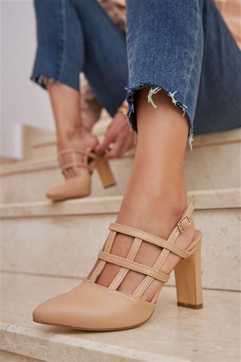 Simple Science: How to Make a Volcano with Kids