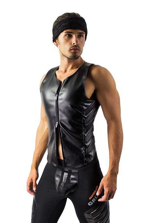Zip Up Padded Leather Vest In Muscle Fit In Mens Leather Vest