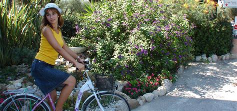 L'abruzzo in particolare è in grado di offrire ai propri turisti una vasta gamma di soluzioni: Vacanze in campeggio villaggio al mare in Abruzzo. Ideale ...