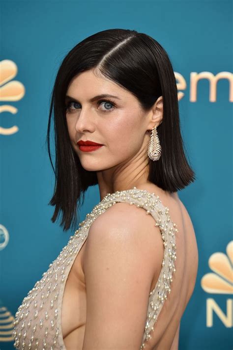 Emmys 2022 Red Carpet Alexandra Daddario In Dior With Husband Andrew Form