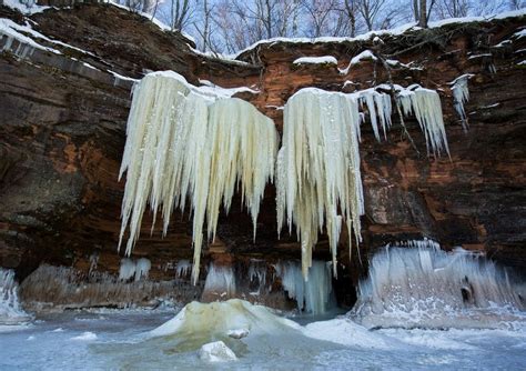 Photos Inside The Majestic Lake Superior Ice Caves Minnesota Public