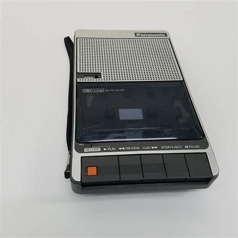 Buy The Panasonic Rq 2103 Slim Line Portable Cassette Tape Player Recorder Goodwillfinds