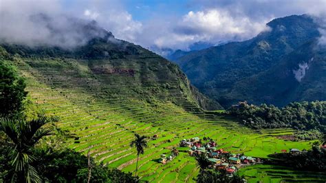Covering a total land area of 300,000 sq. Northern Philippines Adventure in Philippines, Asia - G ...