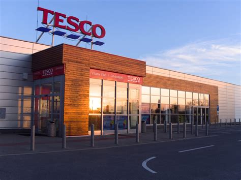 Tesco Share Price Outlook As Uk Recession Risks Rise