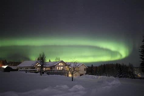 7 Best Northern Lights Hotels In Fairbanks Alaska