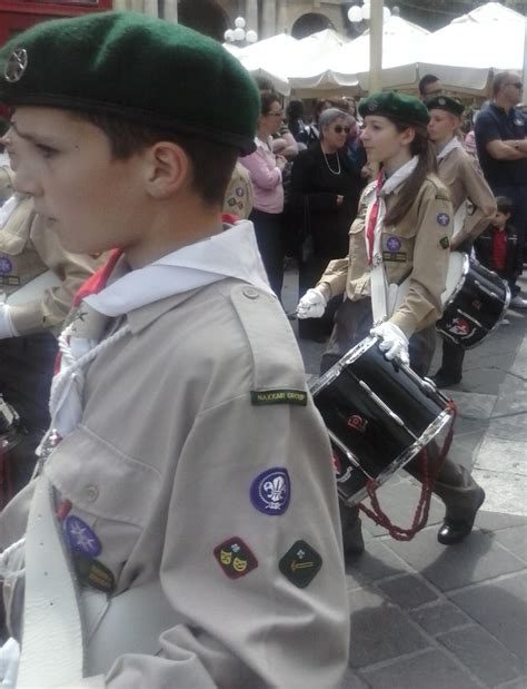 Scouts Parade CAM IMGSRC RU