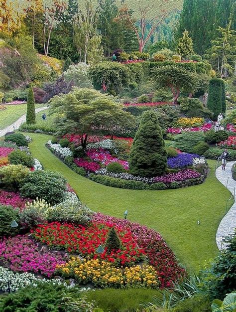 The pole had been raised when. Pin by Char Brown on Flowers in 2020 | Butchart gardens ...