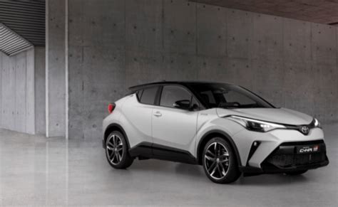 2022 Toyota Chr Hybrid Redesign Release Date Price Otosection