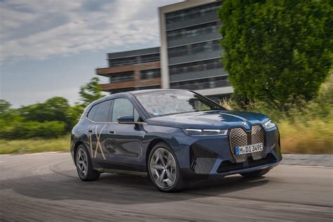 First Look At The Bmw Ix In Phytonic Blue
