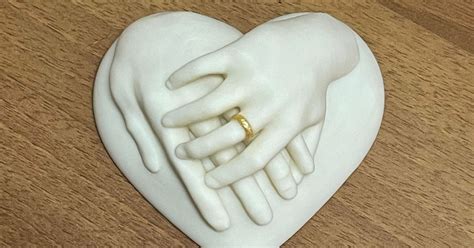 Crossed Hands By Mike Download Free Stl Model