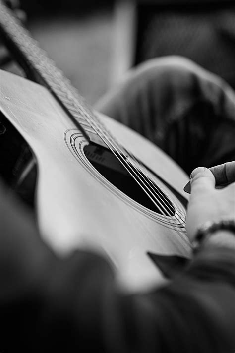 Start Reading Guitar Tab To Improve Your Playing Even More In 2020