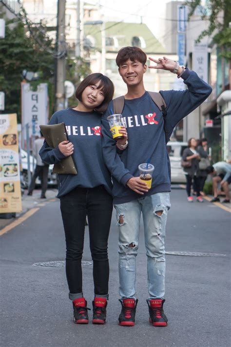 Couples Street Style Takes Over Seoul Fashion Week Seoul Fashion Week