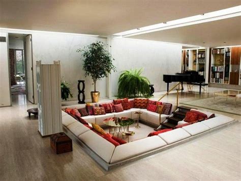 20 Living Rooms With Unique Furniture