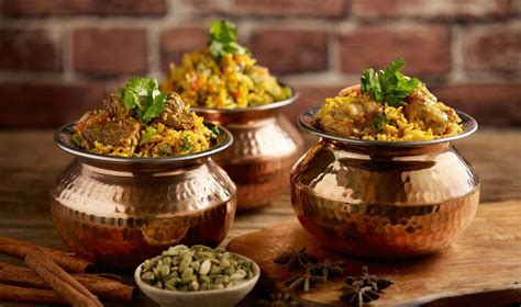 An indian restaurant specializes in authentic indian cuisine, which is amazingly varied and uses fresh and dried spices, herbs, vegetables, and fruits. Indian restaurants in Singapore | Best spots for curry ...