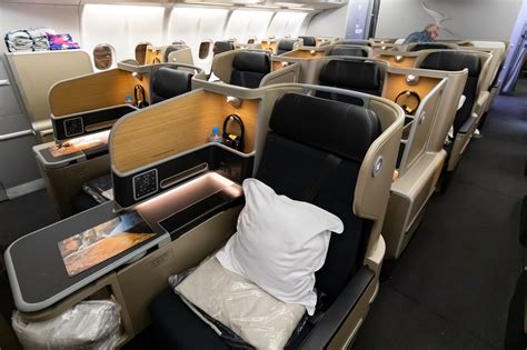 Review Qantas A330 Business Class Tokyo Narita Brisbane Points From The Pacific