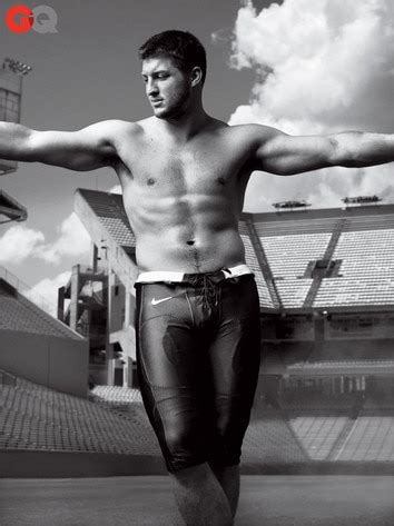 Tim Tebow Celebrates Th Birthday By Posing Shirtless For Gq E News