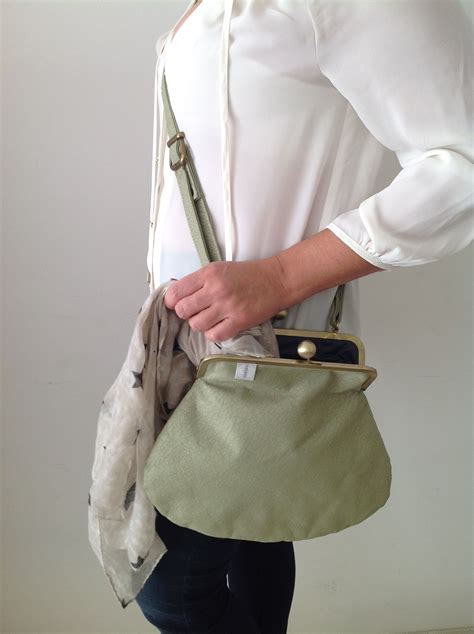 Kiss Lock Bag Handbag Shoulder Bag Green Purse Faux Leather Purse