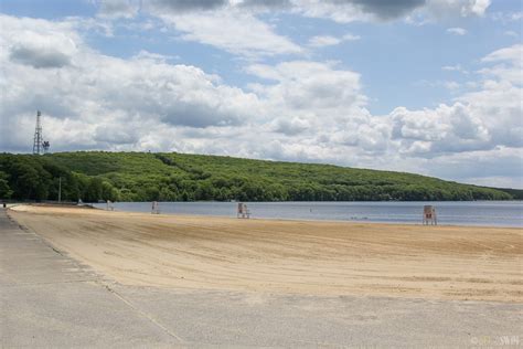 Parking area is on the right approximately ¼ mile. Harriman State Park, Lake Welch - See Swim