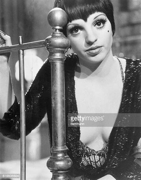 Liza Minnelli Cabaret Photos And Premium High Res Pictures Getty Images
