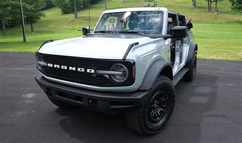 2021 Ford Bronco Wildtrak Review Reveals The Pros And Cons Of Doors Off