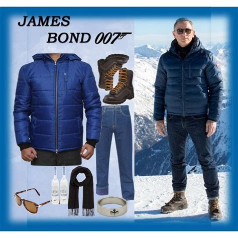 James Bond Outfits Spectre Carleen Button