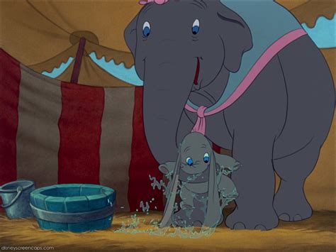 Image Dumbo Disneyscreencaps Com 1720 Disney Wiki Fandom